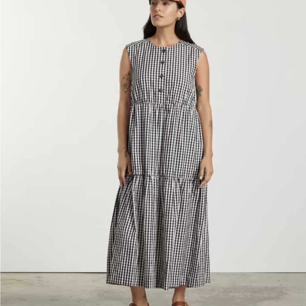 Everlane: Midi Airy Dress